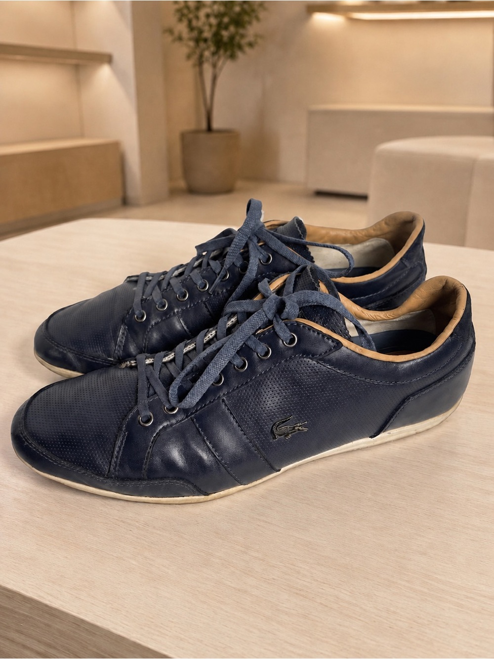 Lacoste Alisos 16 Casual Low Profile Blue Leather Fashion Sneakers Size 10